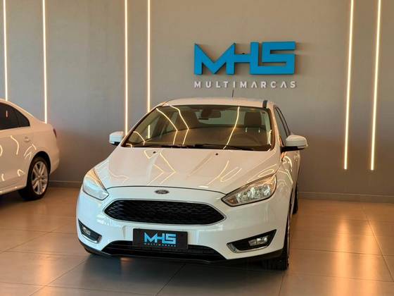 FORD FOCUS 2.0 SE 16V FLEX 4P POWERSHIFT FORD FOCUS 2.0 SE 16V FLEX 4P POWERSHIFT